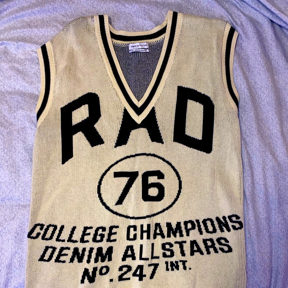 Urban outfitters elongated shirt vest